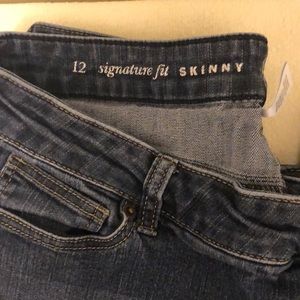 Dress Barn. Ladies jeans